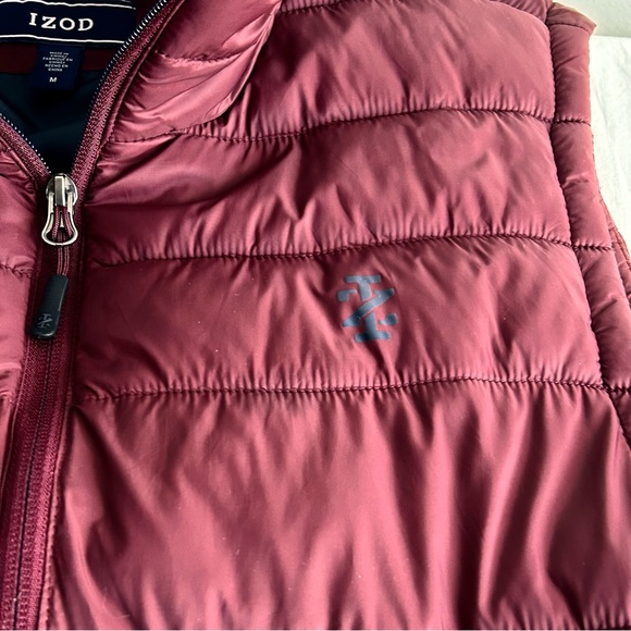 Izod Men's Maroon Puffer Quilted Vest - Picture 6 of 11